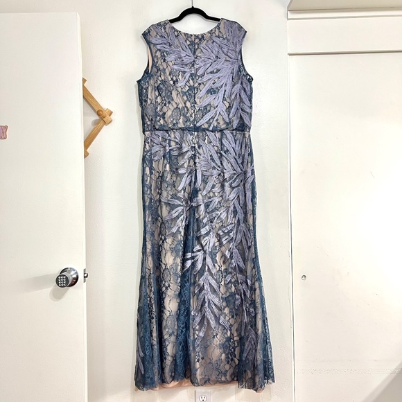 JS Collections Soutache Lace Blouson Gown - Picture 6 of 12